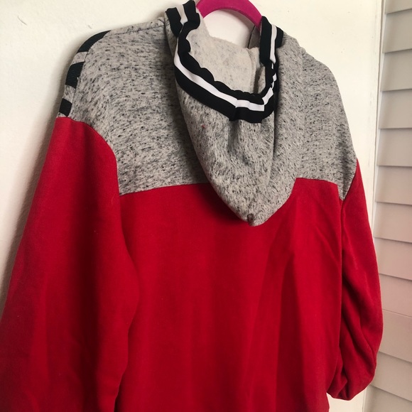 Pullover Jacket 💕 - Picture 4 of 4